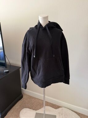 Athleta Black Men's Hoodie with Kangaroo Pocket and Drawstrings